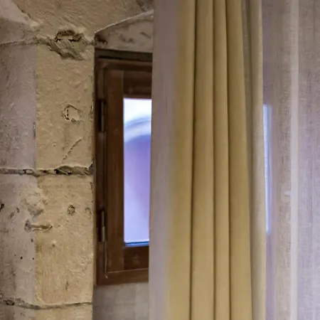 In | Duplex Design Vieux *