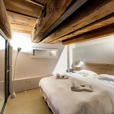In | Duplex Design Vieux * Lyon