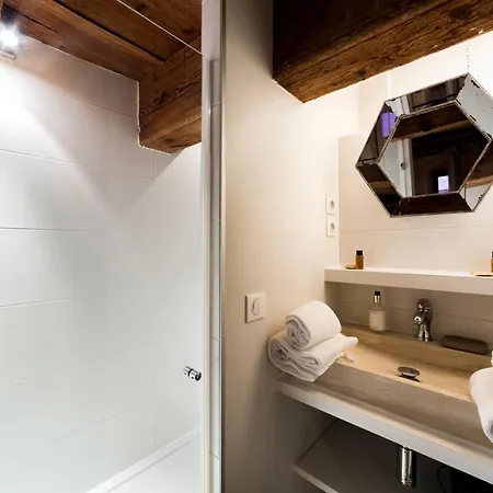 In | Duplex Design Vieux * 리옹